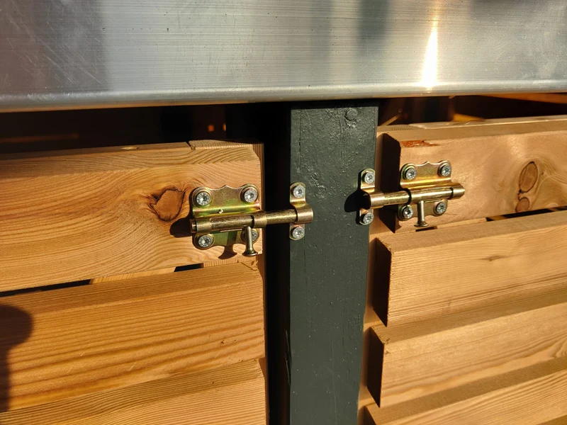 Mülltonnenbox KLARE LINIE mit Gründach