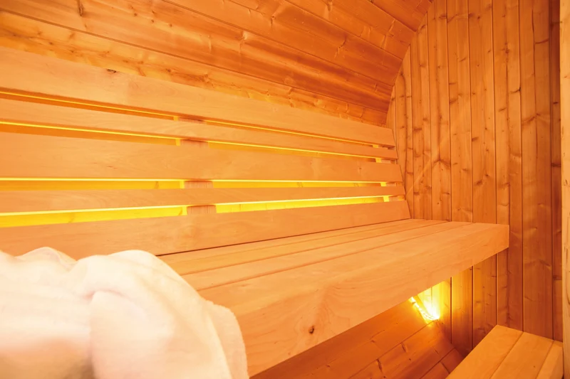 LED-Beleuchtung Saunafass