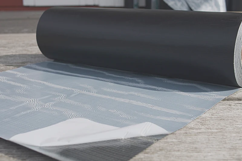 EPDM Dachbahn 7,5 m² inklusive Klebstoff