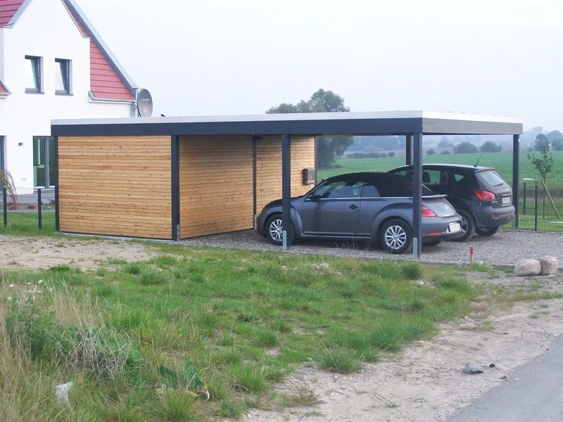 Modernes Gründach-Carport KLARE LINIE mit Abstellraum (Doppelcarport)