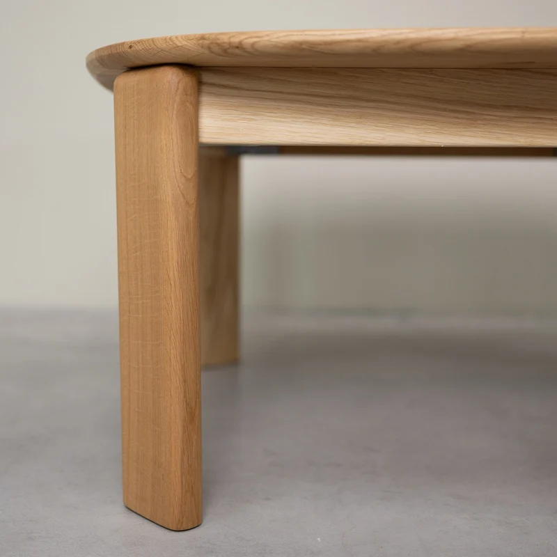 Couchtisch aus massiver Eiche „Victoria“ | NordicStory