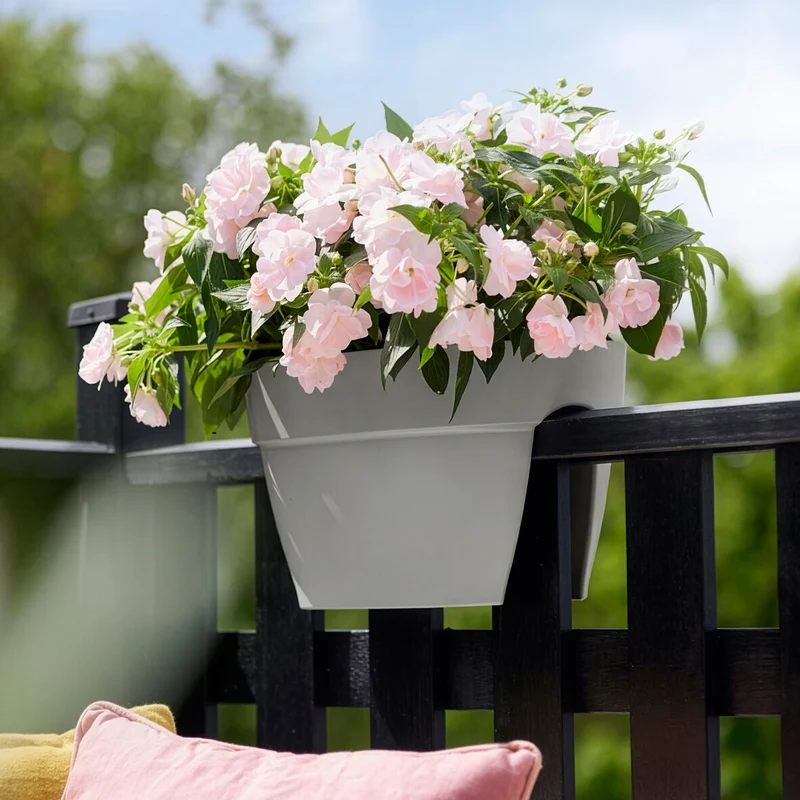 Vibia Campana Flower Bridge Seidenweiß