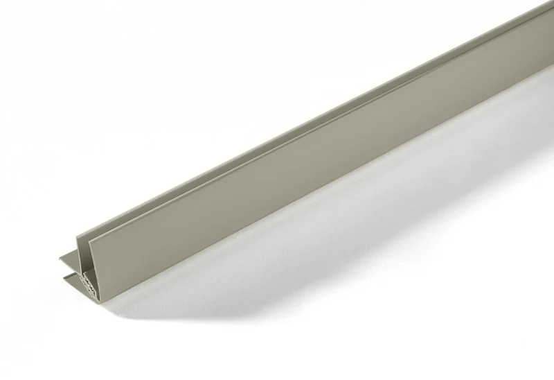 Profil d'angle en PVC pour lambris 8 mm épais