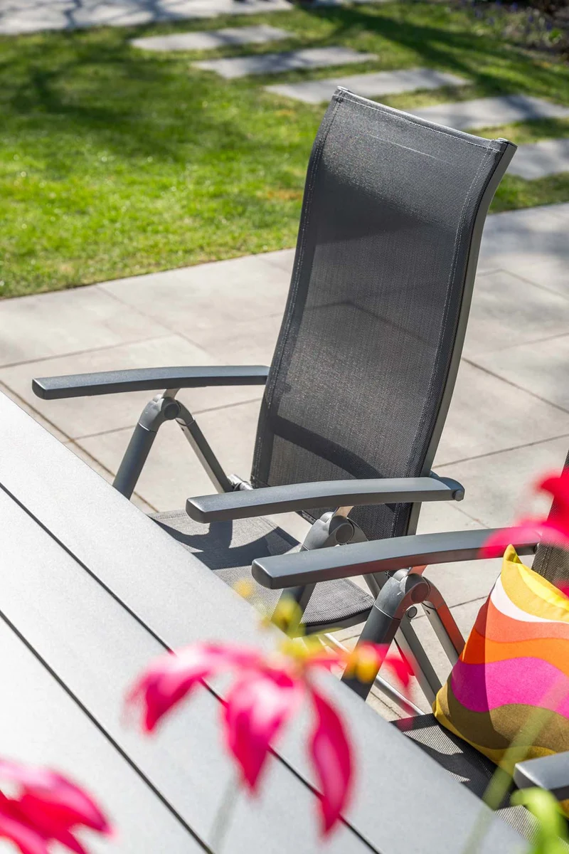Garden Impressions Osaka verstelbare tuinstoelen set van 4 – carbon black / dark grey