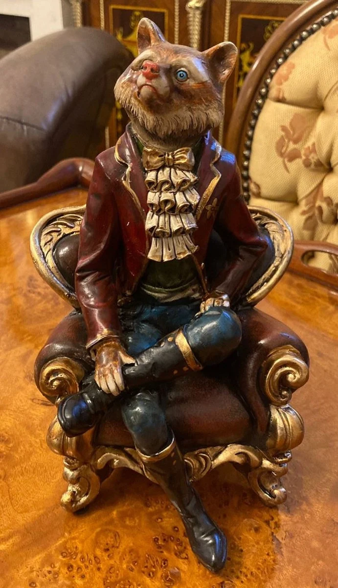 Casa Padrino Dekofigur Fuchs mit Barock Sessel 16 x 16 x H. 25 cm - Kunstharz Deko Figur - Schreibtisch Deko Figur - Wohnzimmer Deko Figur - Deko Skulptur - Deko Accessoires