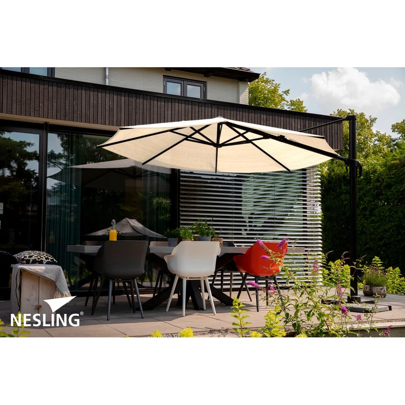 Nesling Coolfit zweefparasol Ø350cm Antraciet.