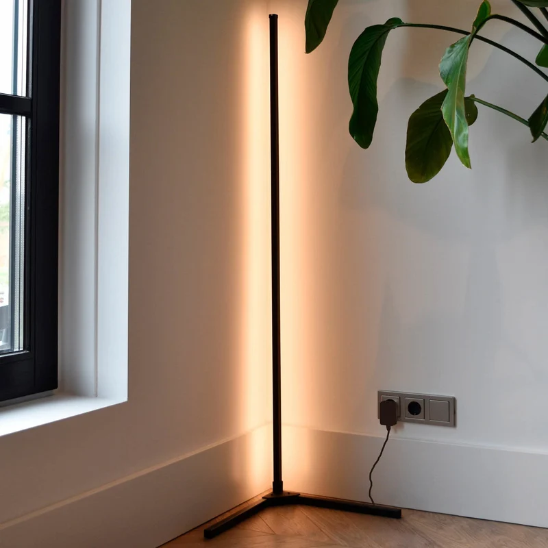 B-Ware Calex Stehleuchte Standlampe Smart LED mit Fernbedienung RGBW schwarz Kunststoff