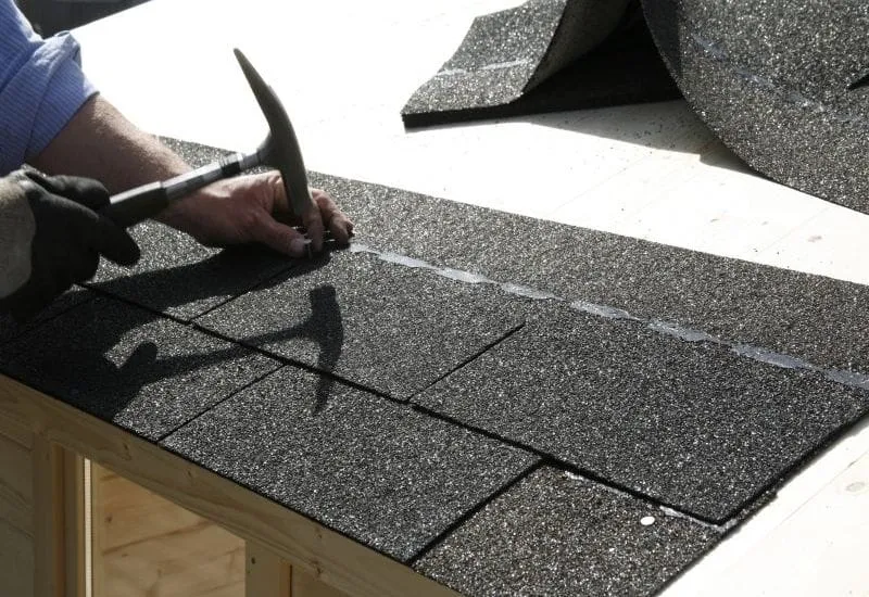 Montage 27 Pakete Bitumen Dachschindeln
