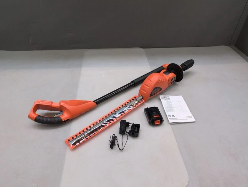 B-Ware Black & Decker Akku Heckenschere 18V Li-Ion 430mm Akku Schere Gartenwerkzeug
