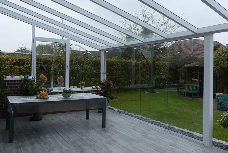 Terrassenüberdachung Aluminium 700x250cm VSG weiß
