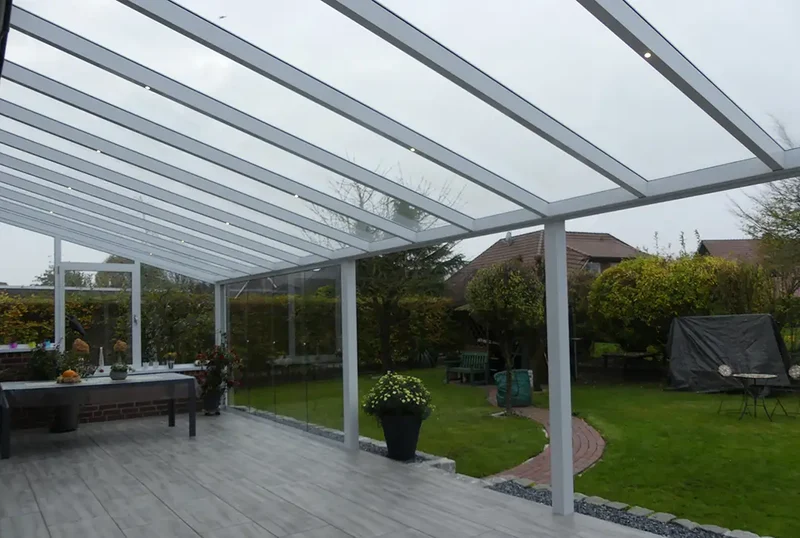 Terrassenüberdachung Aluminium 700x250cm VSG weiß
