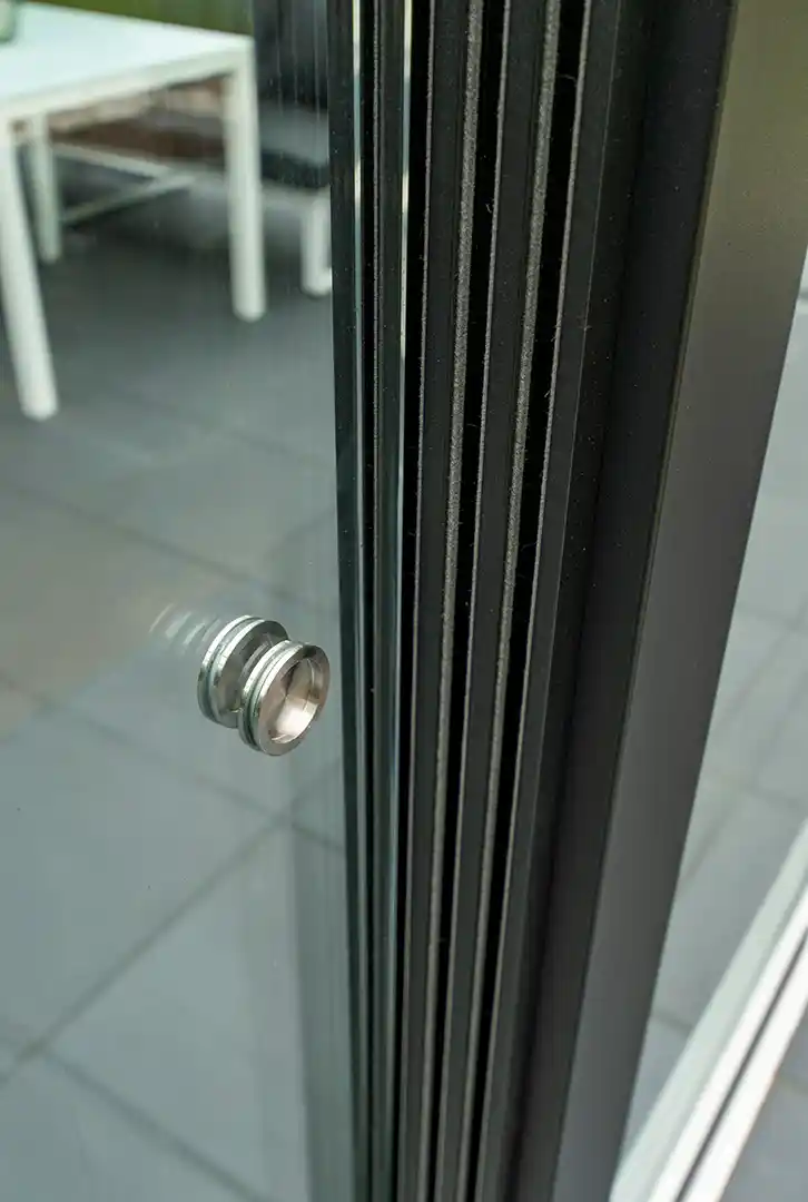 Terrassenüberdachung Aluminium 700x250cm VSG schwarz