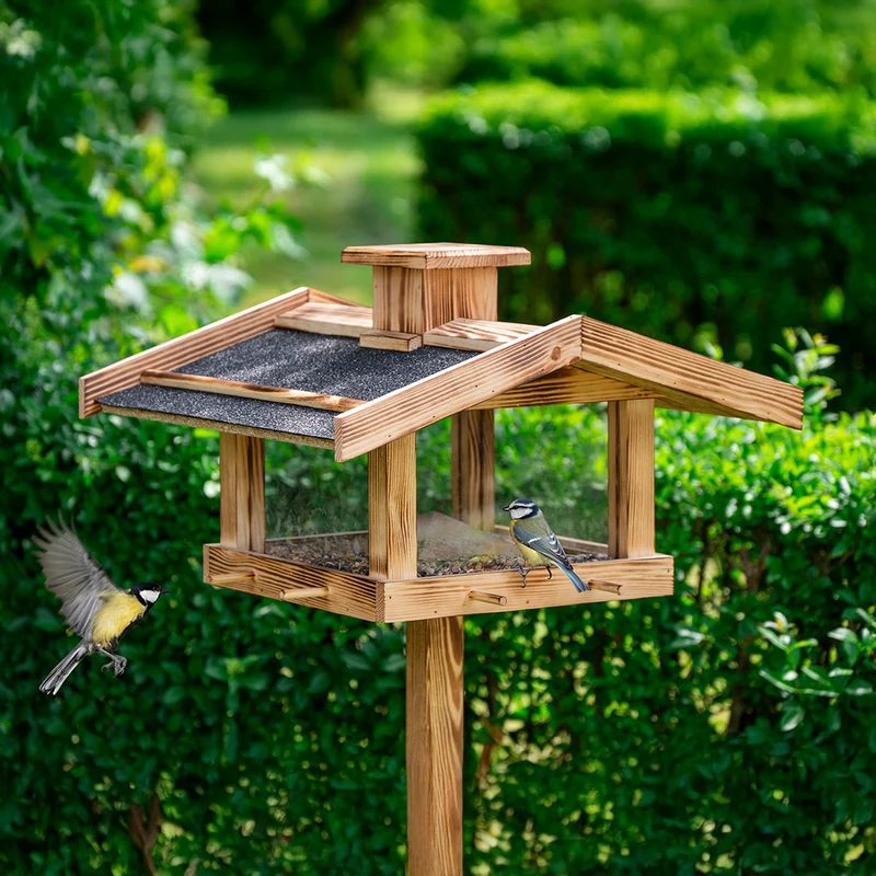 Vogelhaus geflammt mit Ständer