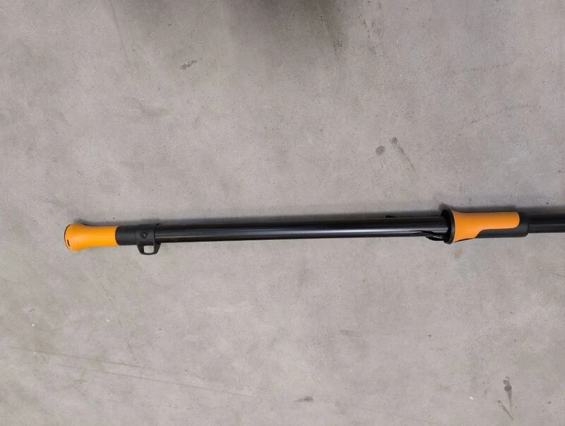 B-Ware Fiskars Schneidgiraffe UPX86 Teleskop-Schneider Baumsäge Adapter 32mm