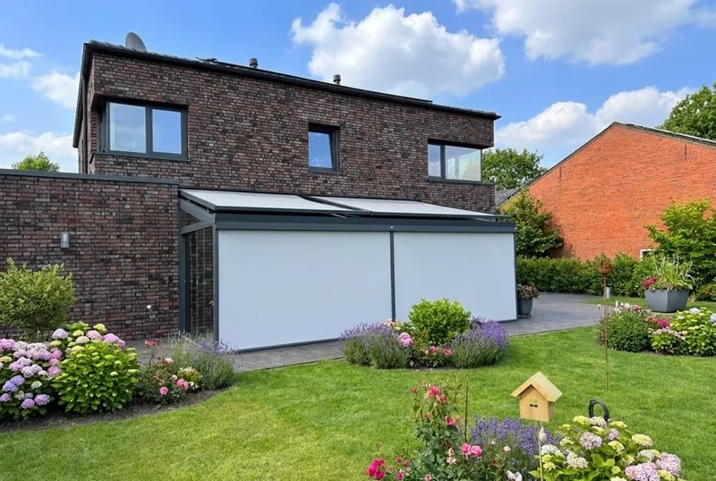 Terrassenüberdachung aus Aluminium für den Wandanbau