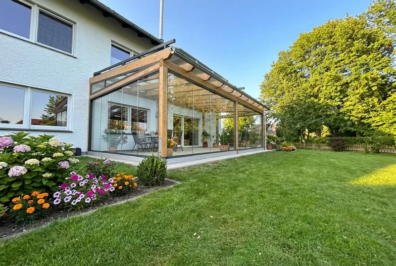 Terrassenüberdachung aus Leimholz, Wandanbau