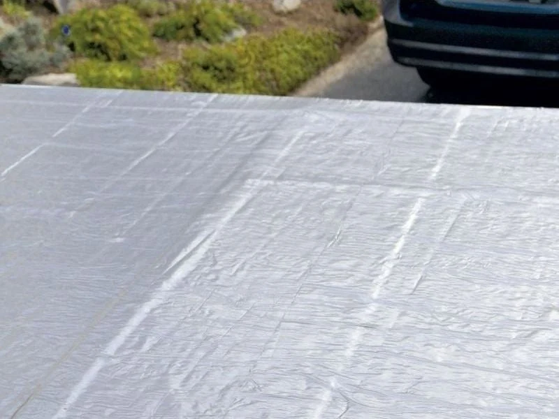 8 Rollen Karibu selbstklebende Dachfolie (pro Rolle 5 qm)