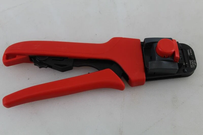 B-Ware Molex MOL 2002181900 Crimpzange Presszange Zange Industriezange Handwerkzeug