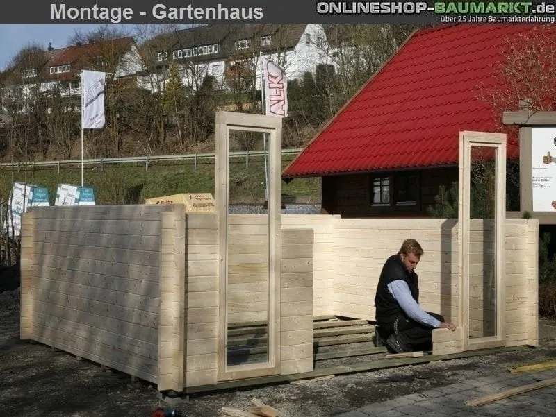 Montage Karibu Gartenhaus Retola 4 inkl. Anbauschrank
