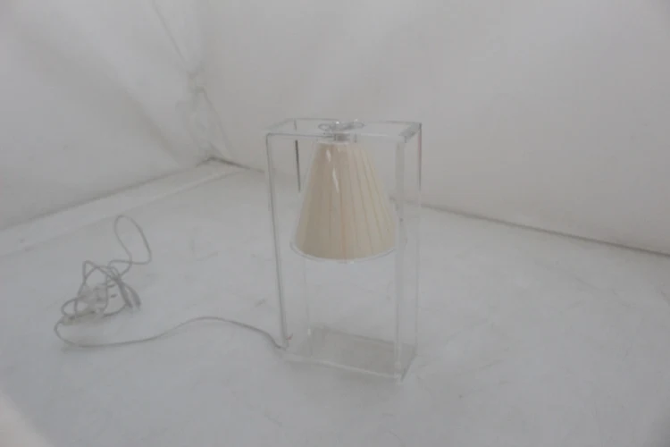 B-Ware Kartell Light-Air Tischlampe Tischlampe Lampe Leuchte glasklar beige E14 IP 20