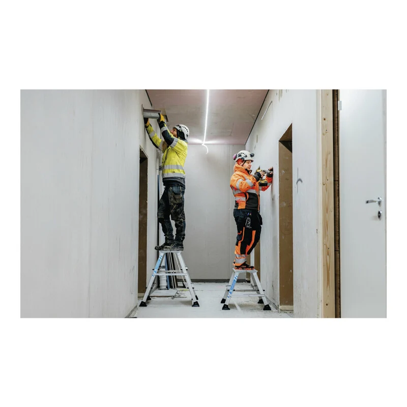 B-Ware Zarges Arbeitspodest XLstep P 2x4 Stufen stabil und beidseitig begehbar 150kg