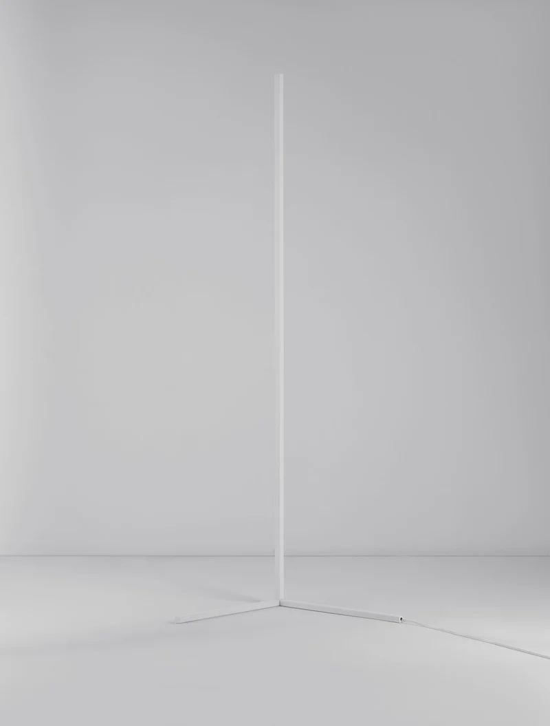 B-Ware Nova Luce Stehlampe Standleuchte LED V LINE Weiß Warmweiß dimmbar Wohnzimmer 18W