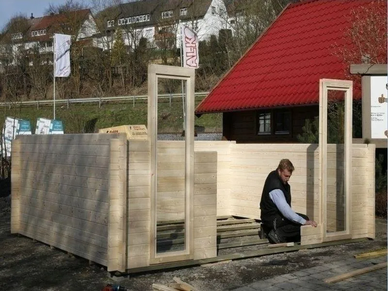 Montage für Bastrup 8 im Set mit Anbaudach 3 m breit, 28 mm Rückwand