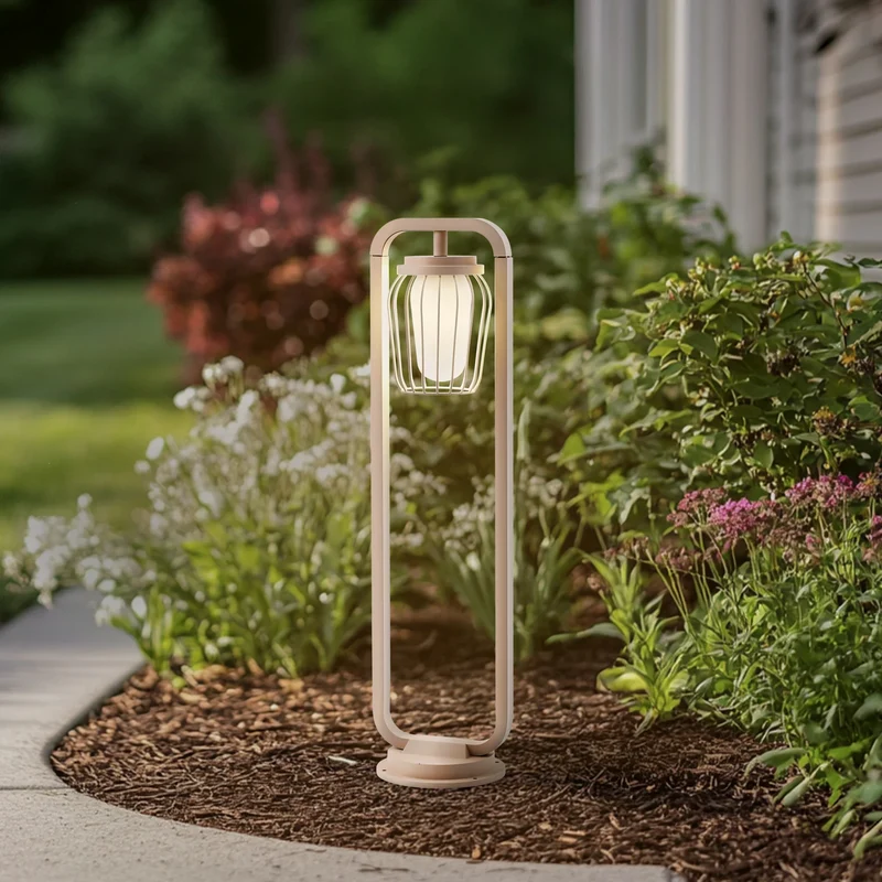 B-Ware Lucande Wegeleuchte Außenleuchte Chandan beige Metall IP54 90 cm Gartenleuchte