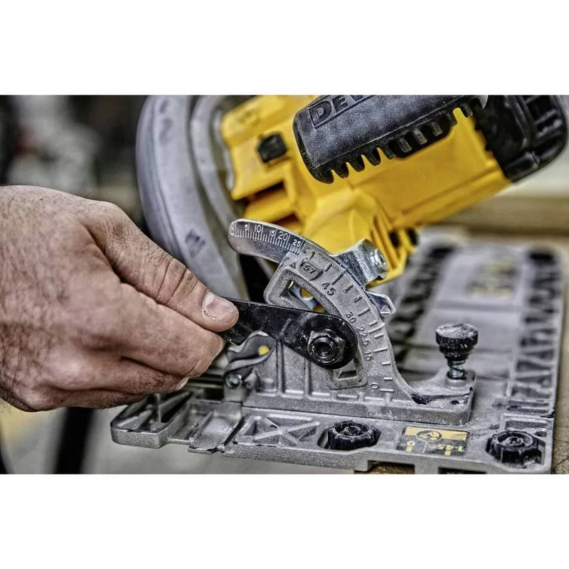 B-Ware DeWalt Handkreissäge DWE576K-QS 1600W Säge 190mm inkl. Koffer 61mm Schnitttiefe